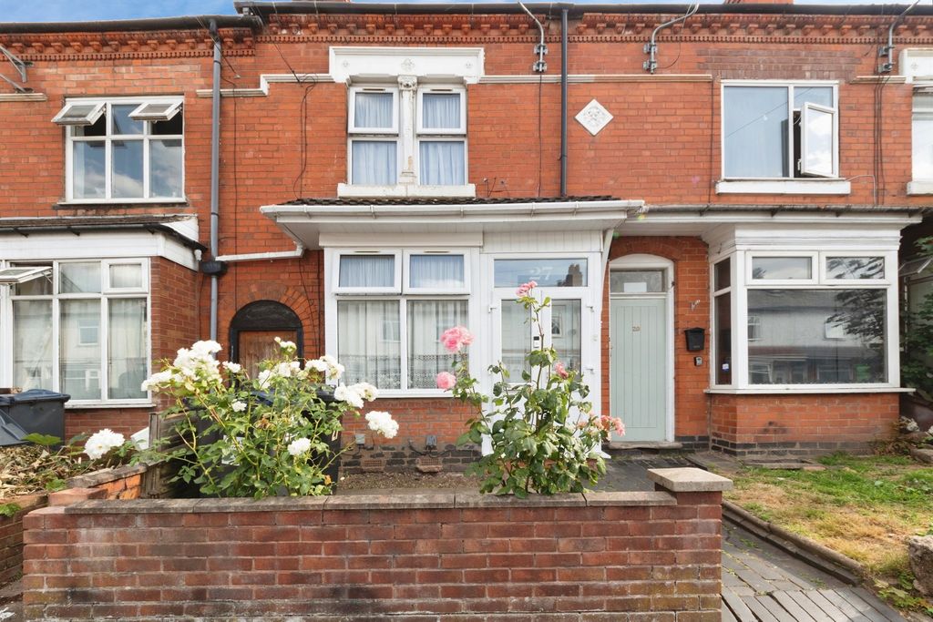 Property photo 1 of 17