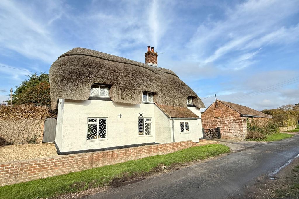 Property photo 2 of 44 Gallery