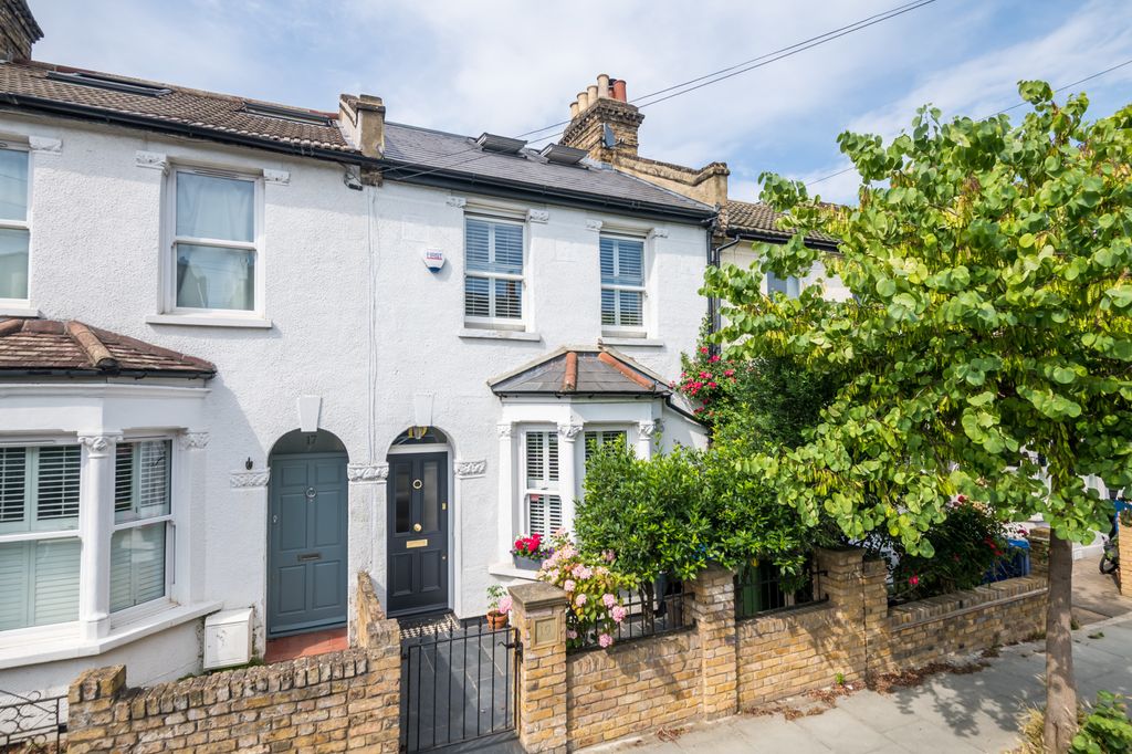 Property photo 1 of 34