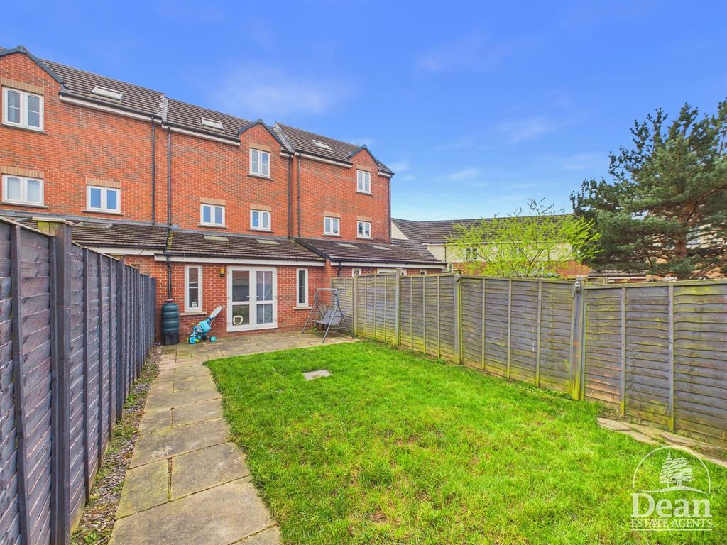 Property photo 2 of 15