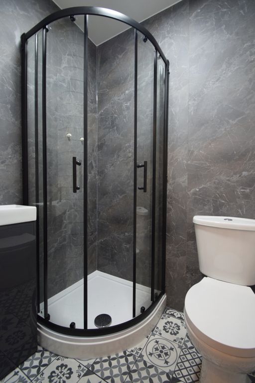 Property photo 3 of 5 Photo 5