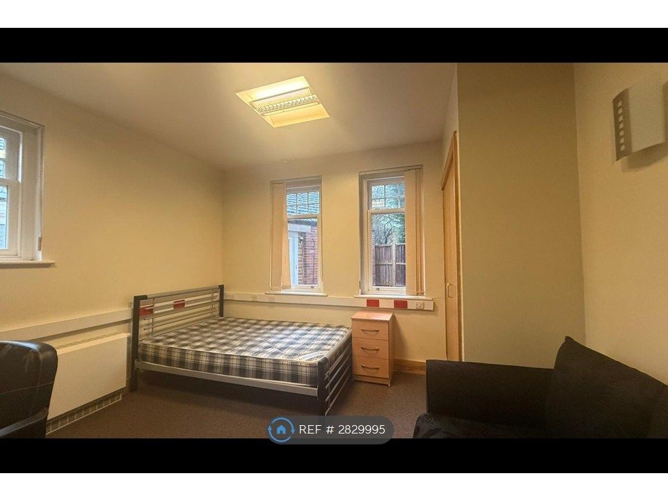 Property photo 1 of 2