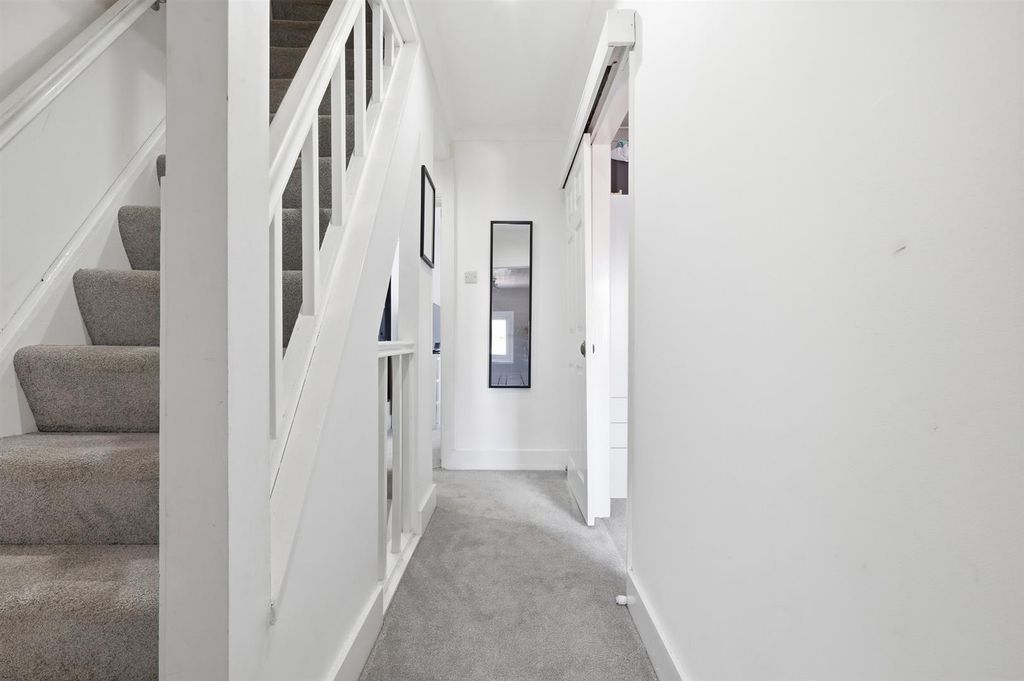 Property photo 3 of 20 9_Img_4266.Jpg