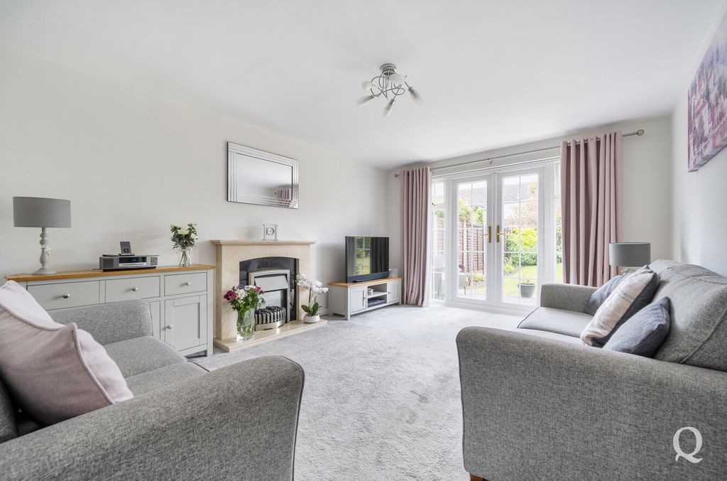 Property photo 2 of 24 Db7E9829-Eff8-4B6...