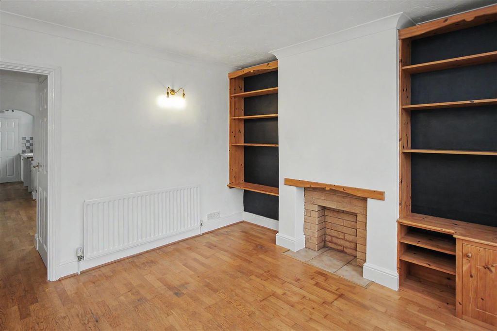 Property photo 2 of 12 Img_5954.Jpg