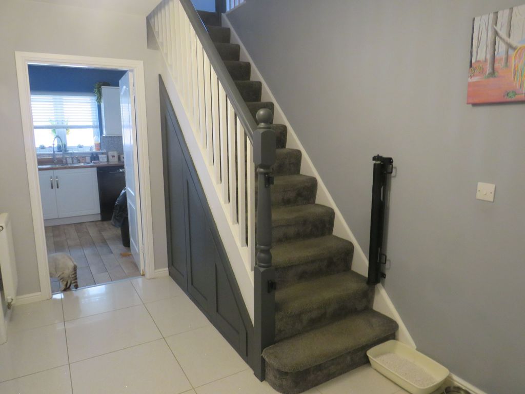Property photo 3 of 25