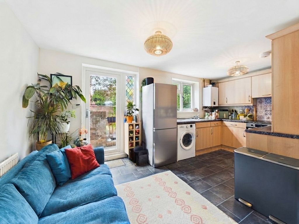 Property photo 3 of 13 Dining Kitchen