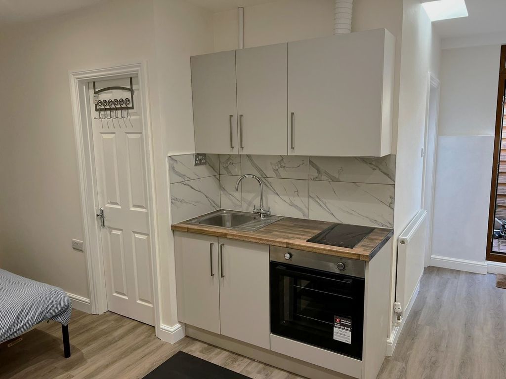 Property photo 2 of 5