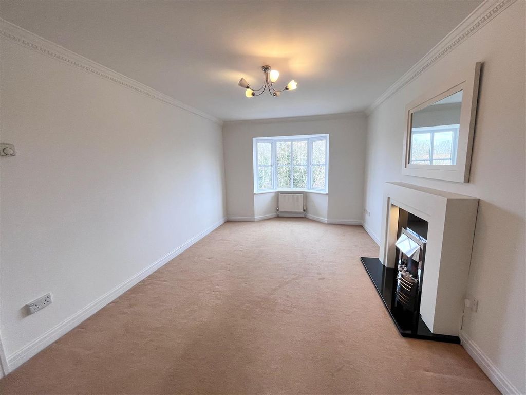 Additional image 11 of 2 bed flat to rentChamberlain Drive, Wilmslow, Cheshire SK9