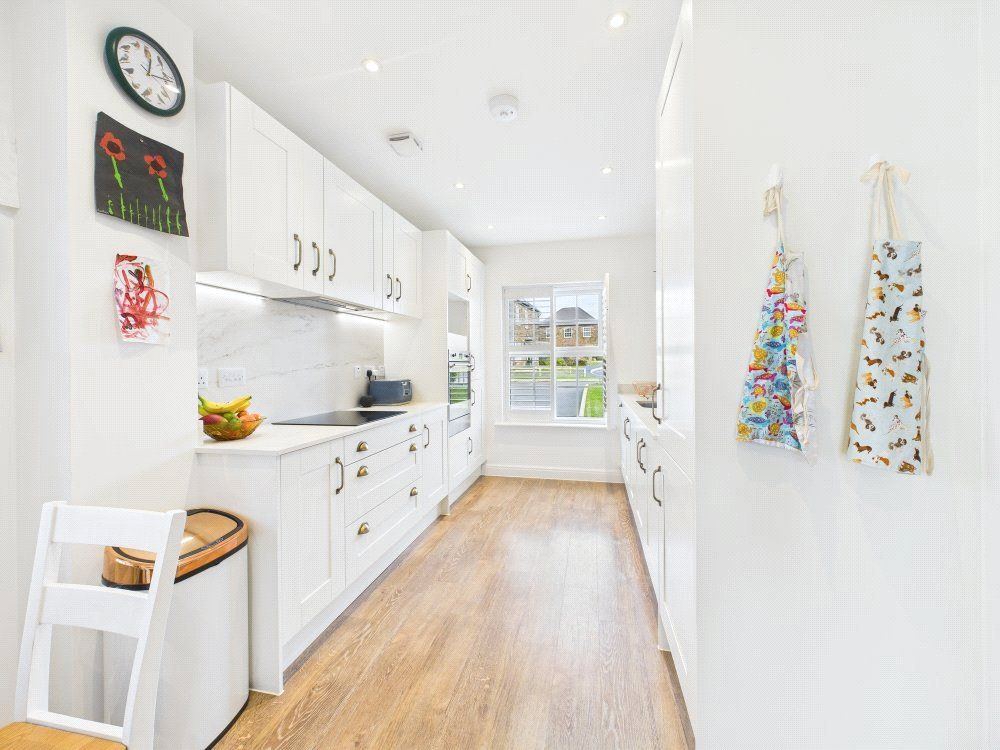 Property photo 2 of 21 Picture No. 30