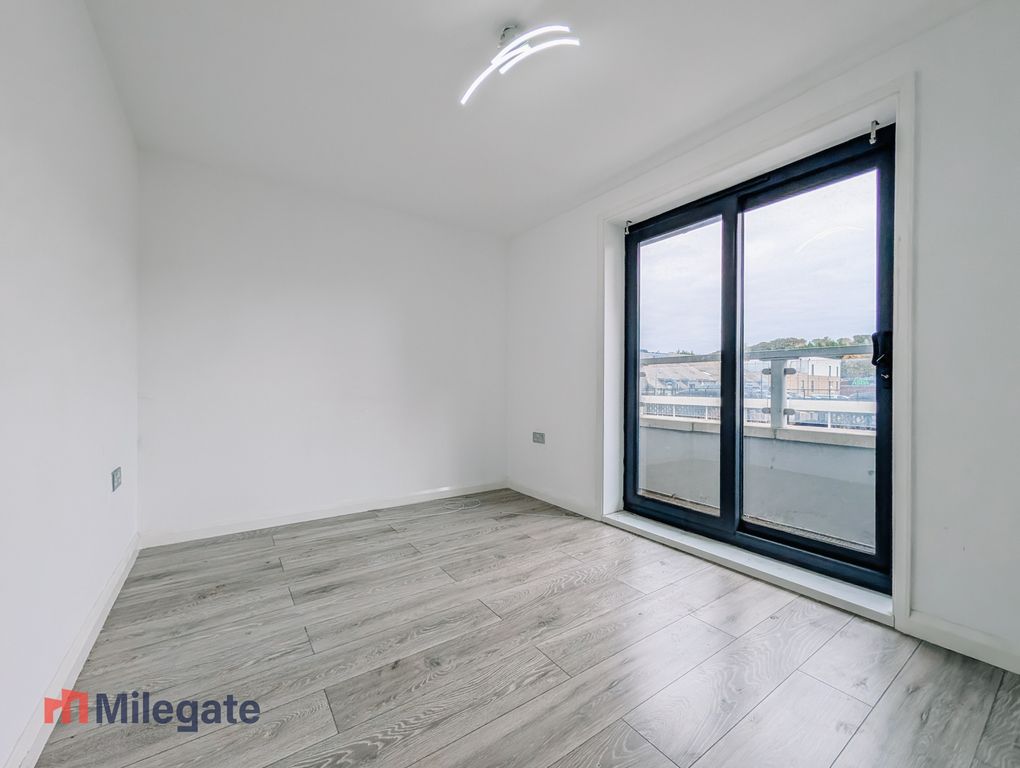 Property photo 2 of 8 Photo 2