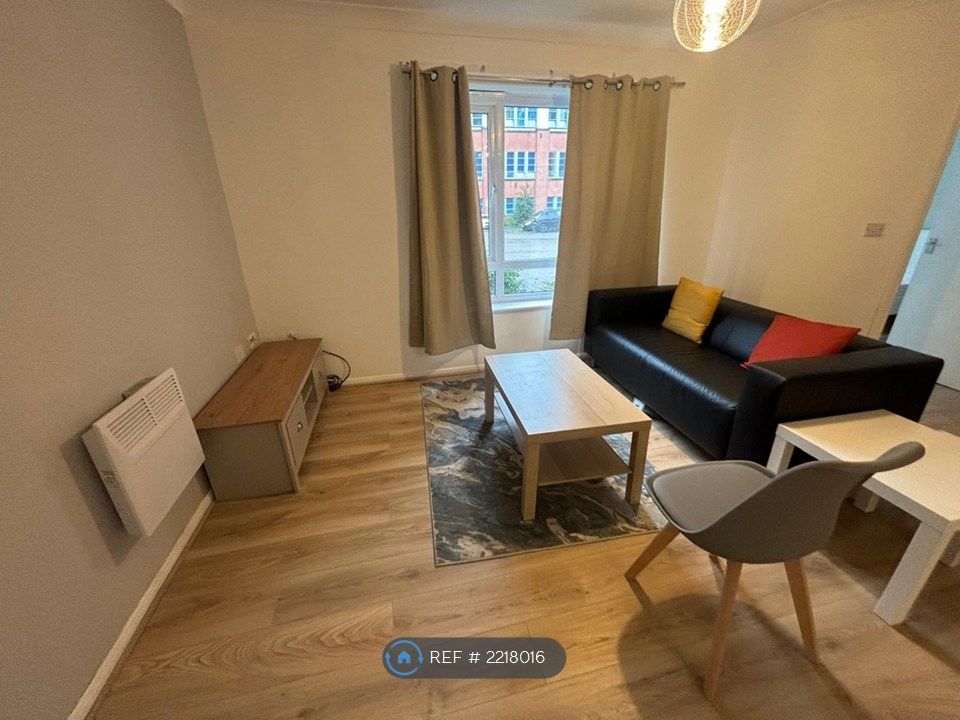 Property photo 1 of 9