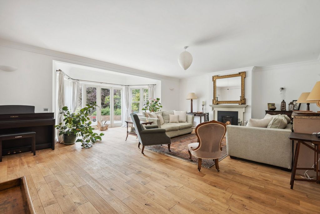 Additional image 4 of 7 bed detached house for salePaines Lane, Pinner Village HA5