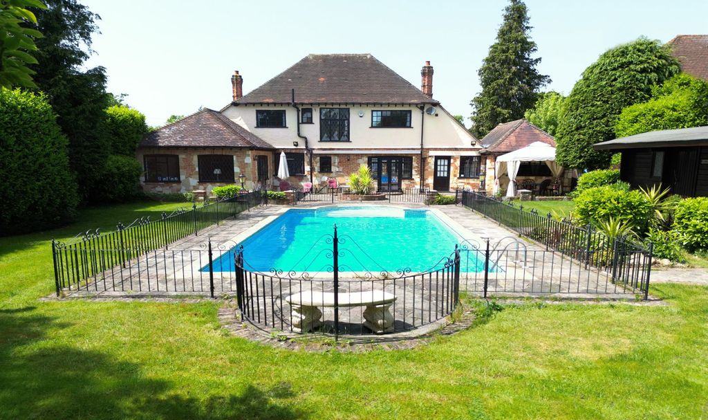 Property photo 2 of 29 Picture No. 49