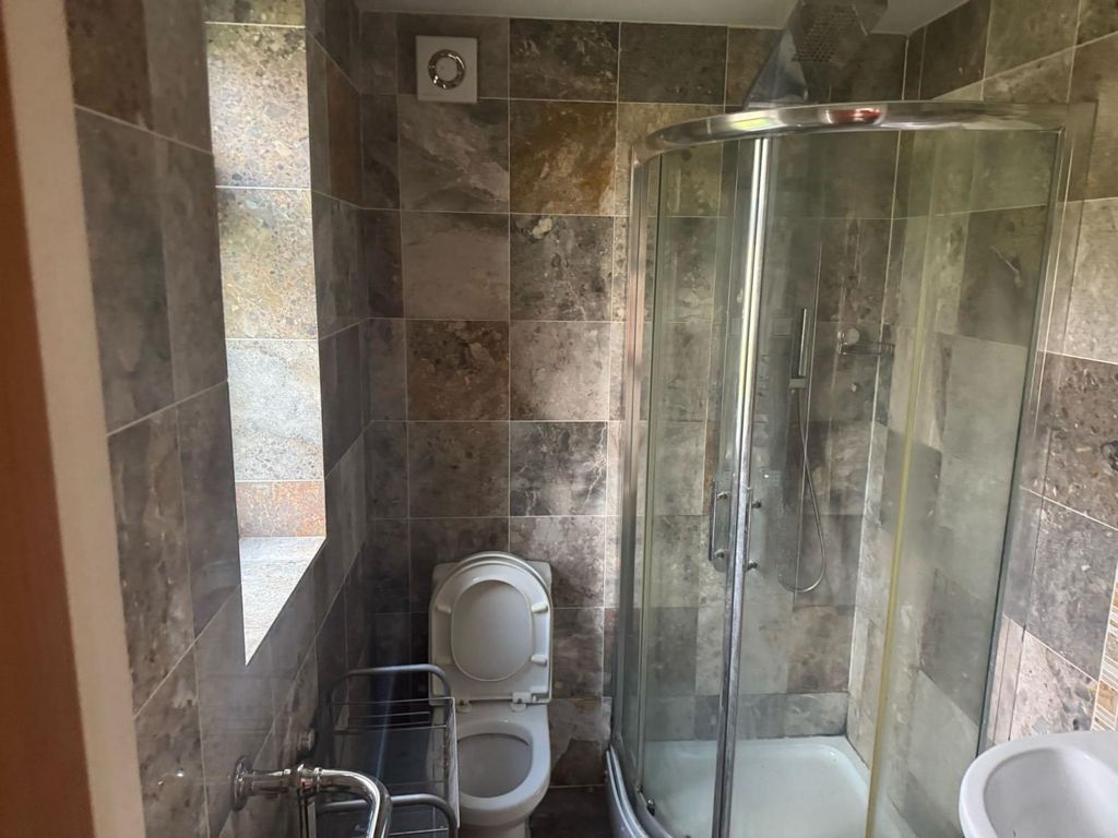 Property photo 3 of 13 Gallery