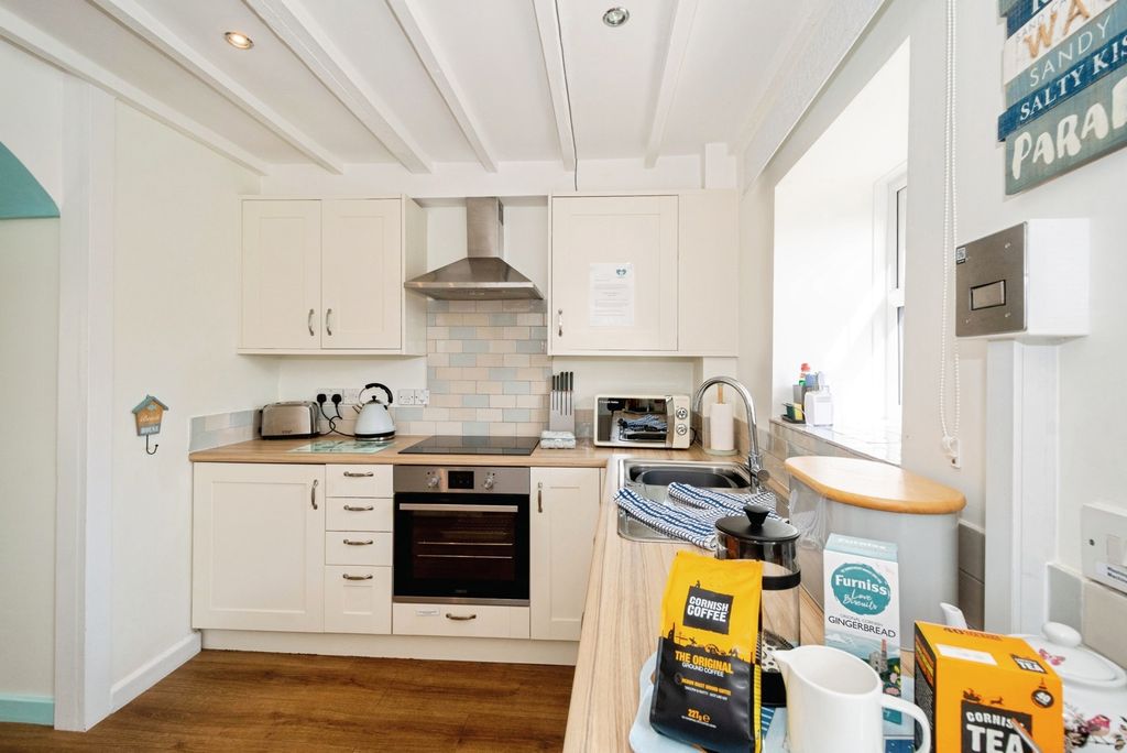 Property photo 2 of 20 Pbox-Img.Jpg