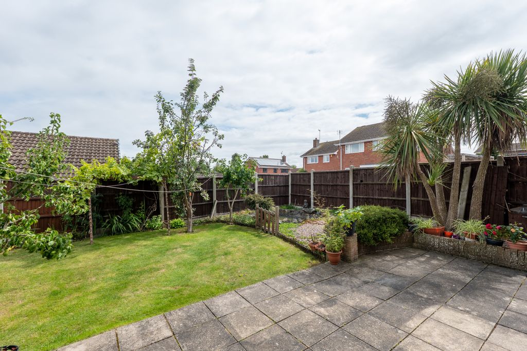 Property photo 3 of 16
