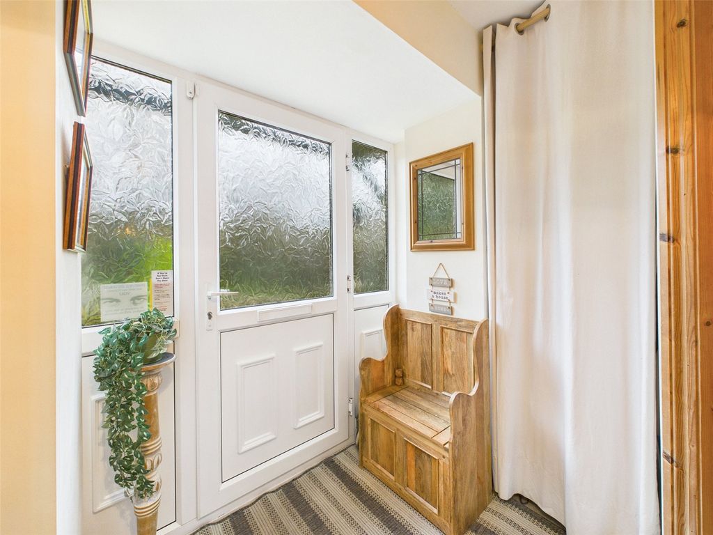 Property photo 2 of 21 Picture No. 03