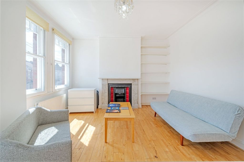Property photo 2 of 16 Picture No. 33