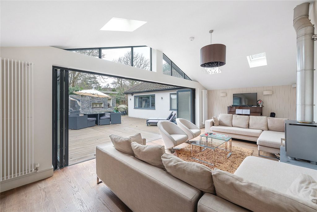 Property photo 1 of 14 Picture No. 10