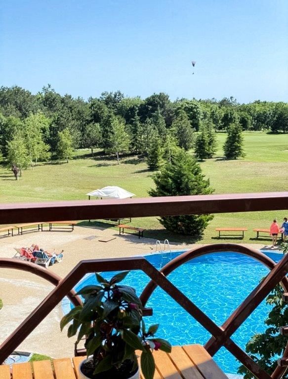 Property photo 3 of 25