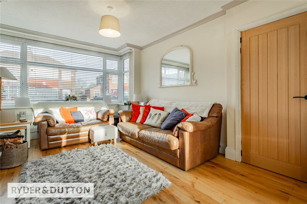 Property photo 3 of 22 Picture No. 02