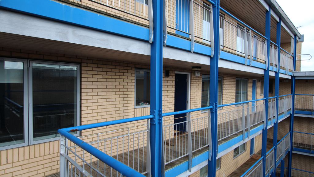 Property photo 3 of 17 Img_4666A