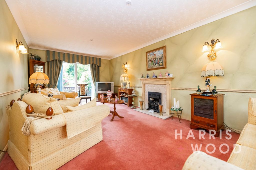 Property photo 3 of 37 4166074