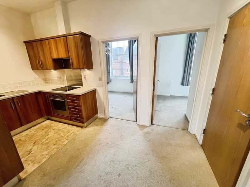 Property photo 3 of 13 Kitchen Dining Area