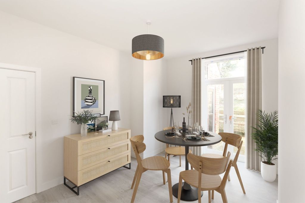 Property photo 2 of 19 Dining Area