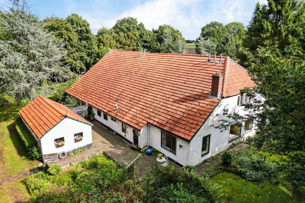 Property photo 3 of 50