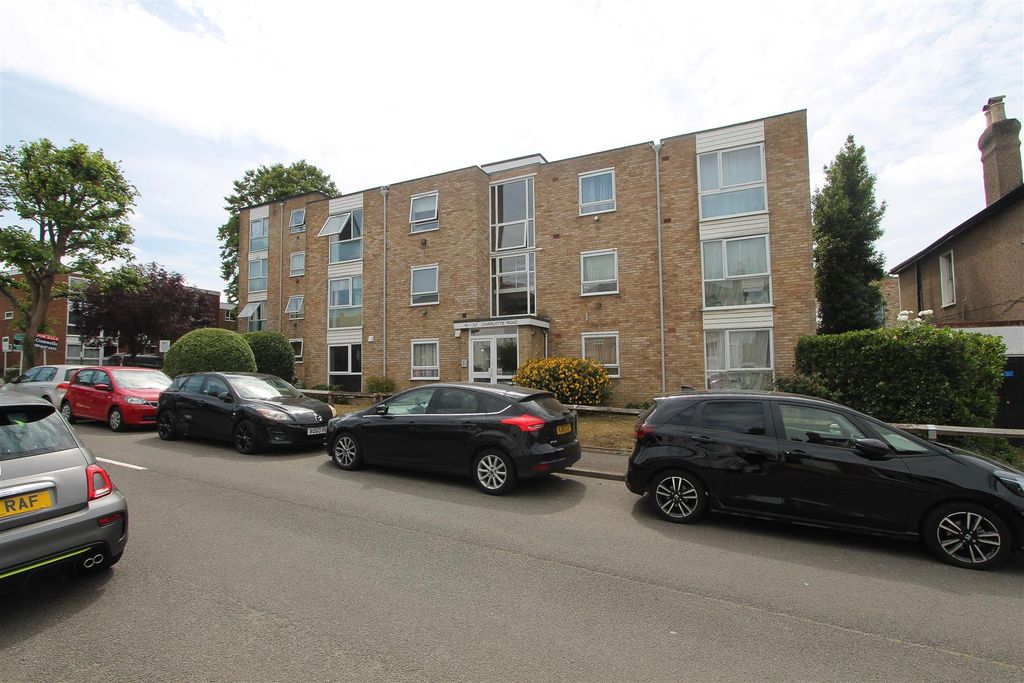 Property photo 1 of 12 B3Ac7853-Eb68-4c8c-8F25-74292d34d7d5.Jpg