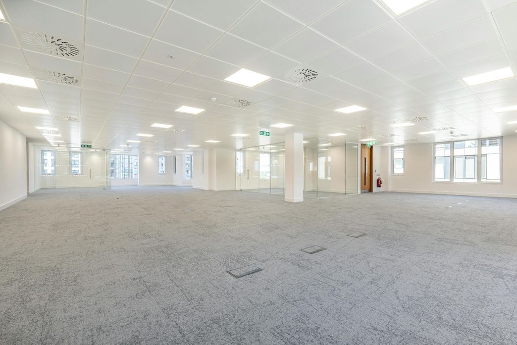 Property photo 3 of 8 Photo 3