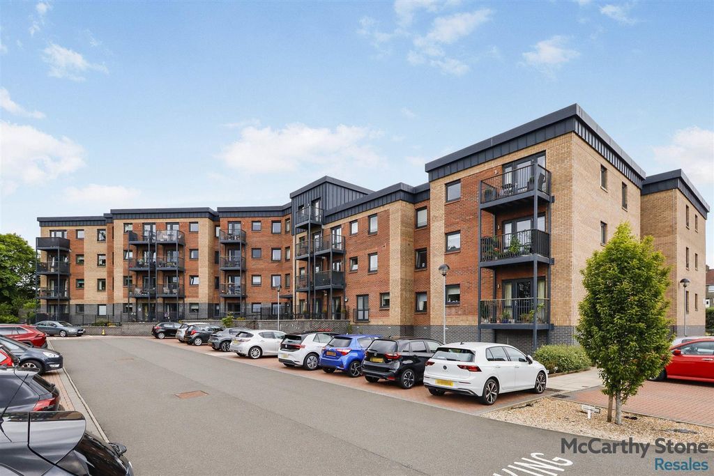 Property photo 1 of 18 Riverwood49Rw.Jpg