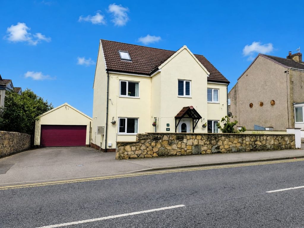 Property photo 1 of 21 1Bb796F2-3d05-4E88-8Abb-2906227Ec5Ab