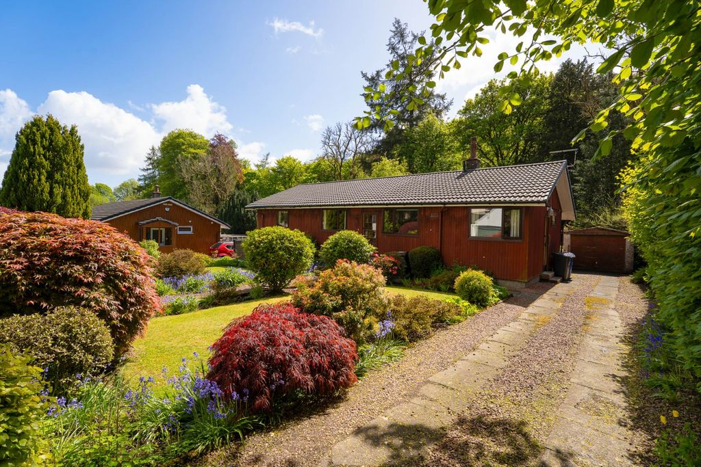 Property photo 2 of 19
