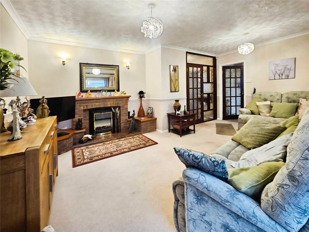 Property photo 2 of 17 Picture No. 10