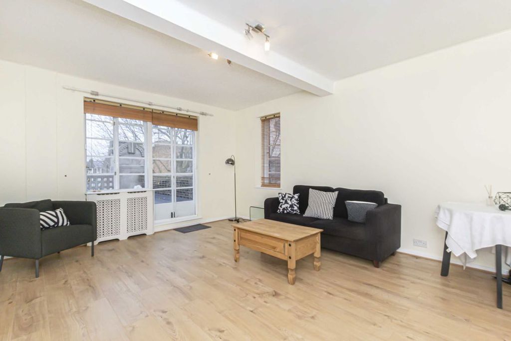 Property photo 2 of 5