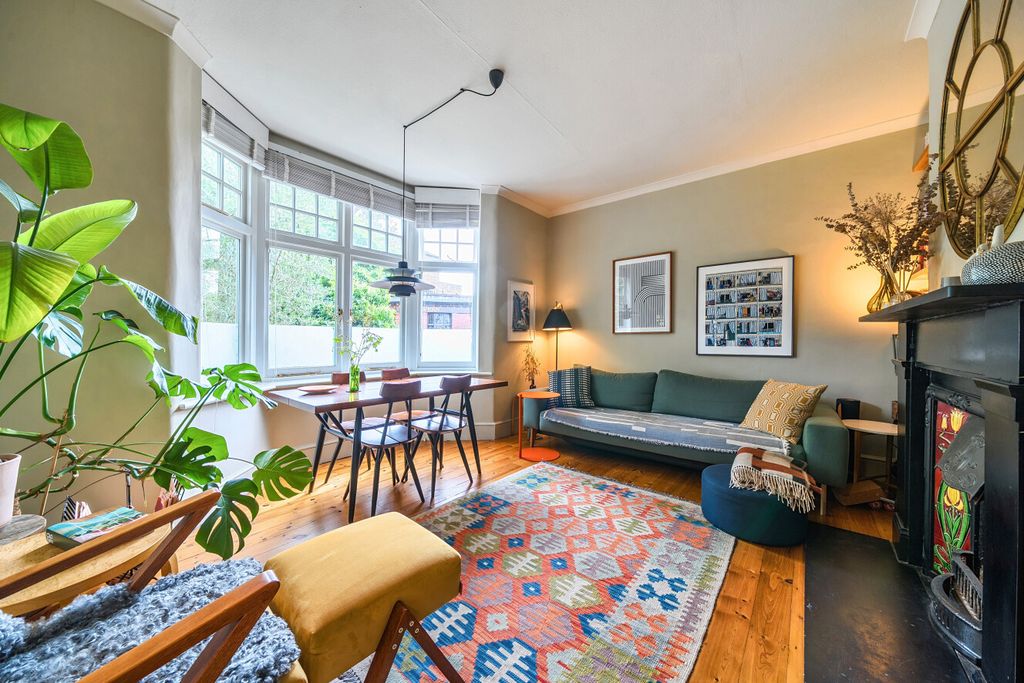 Property photo 2 of 11 20-6A982386888A7-...