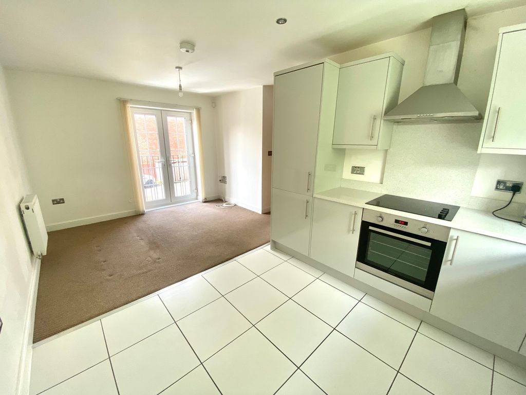 Property photo 3 of 8