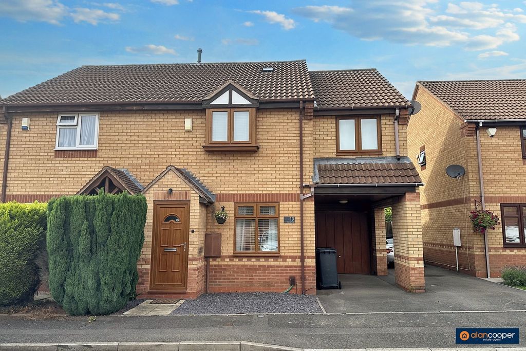 Property photo 1 of 21 4382442