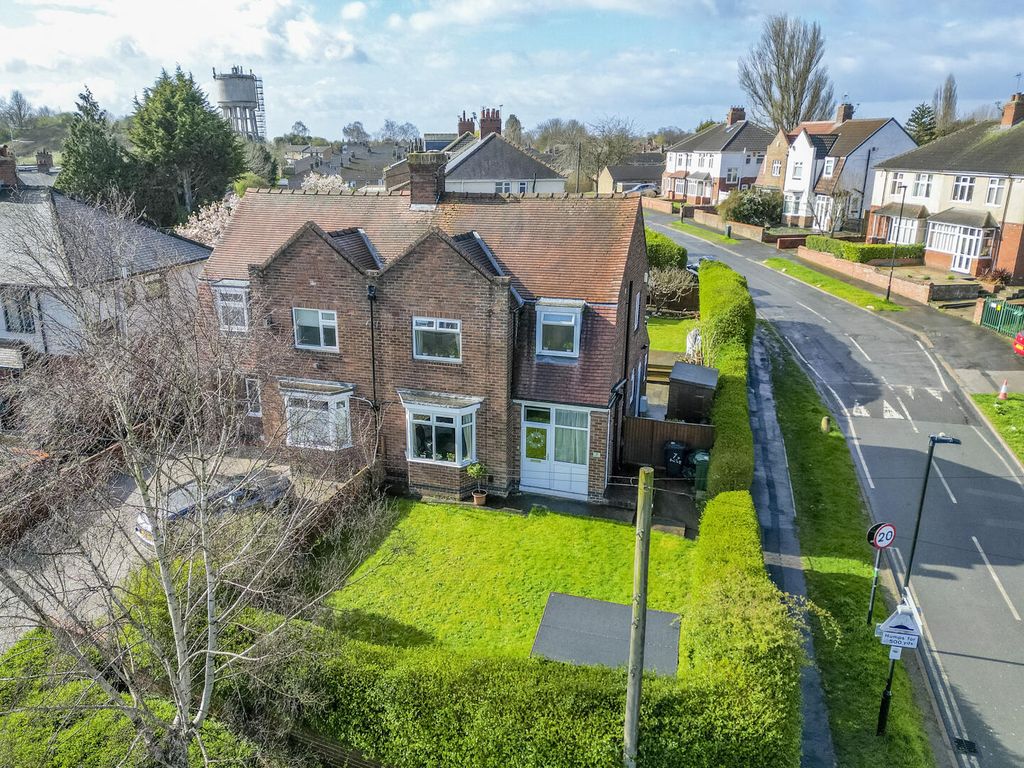 Property photo 1 of 18 Front (Exterior)