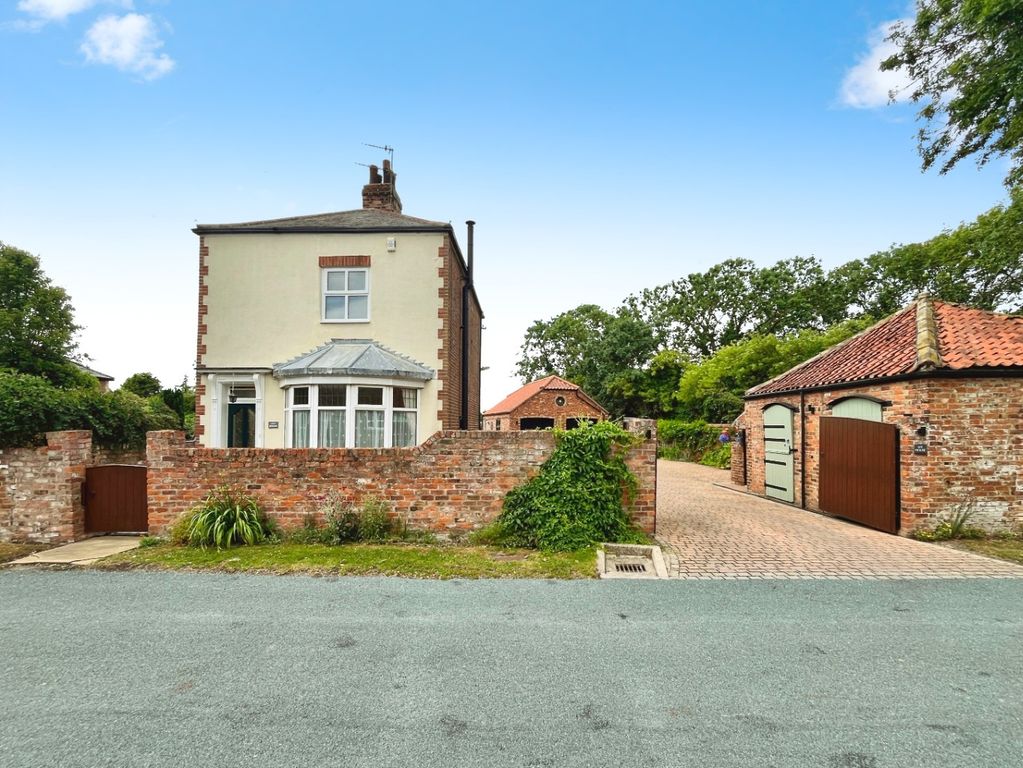 Property photo 1 of 32 4299683