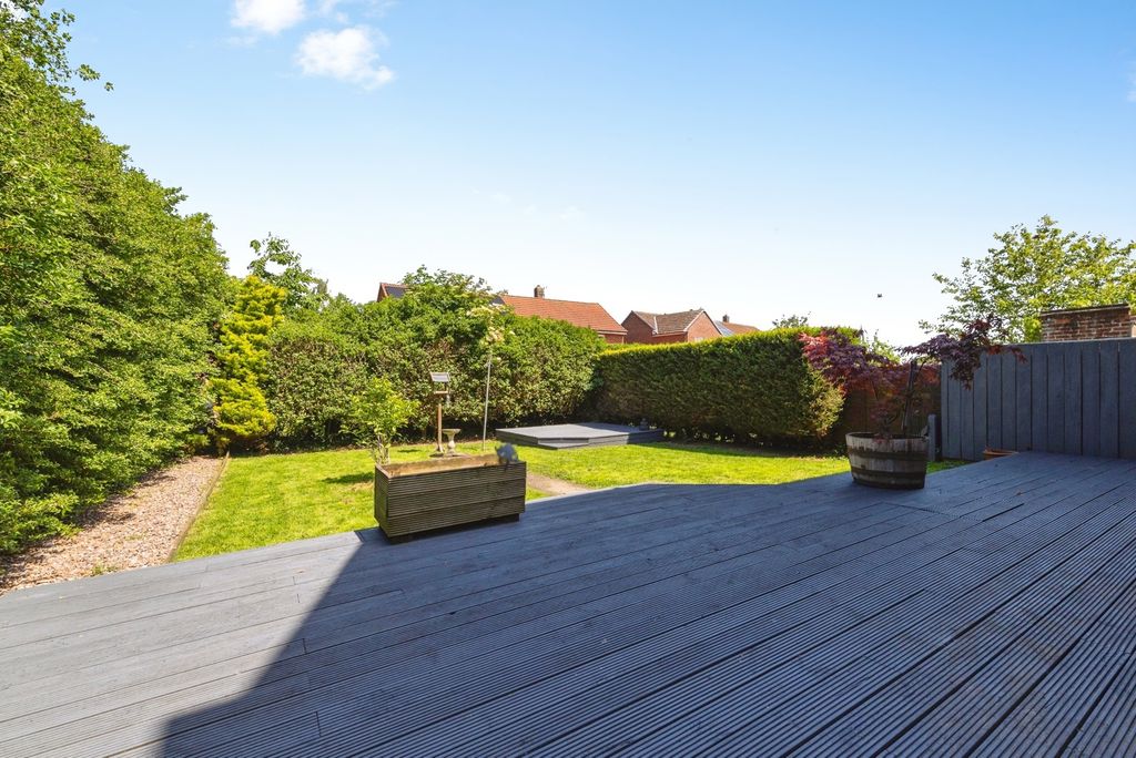 Property photo 3 of 17 Pbox-Img.Jpg