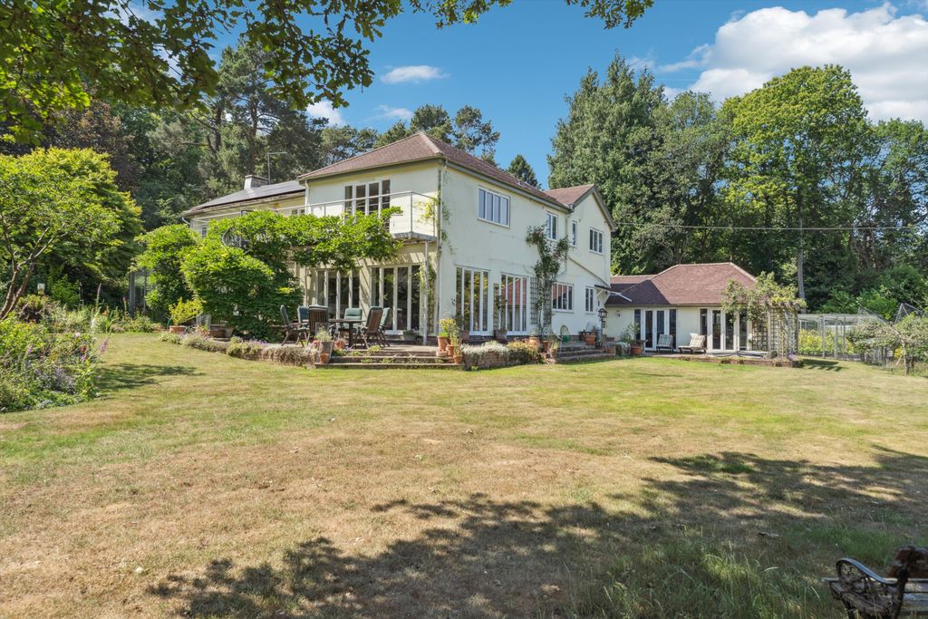 Property photo 1 of 32 Image