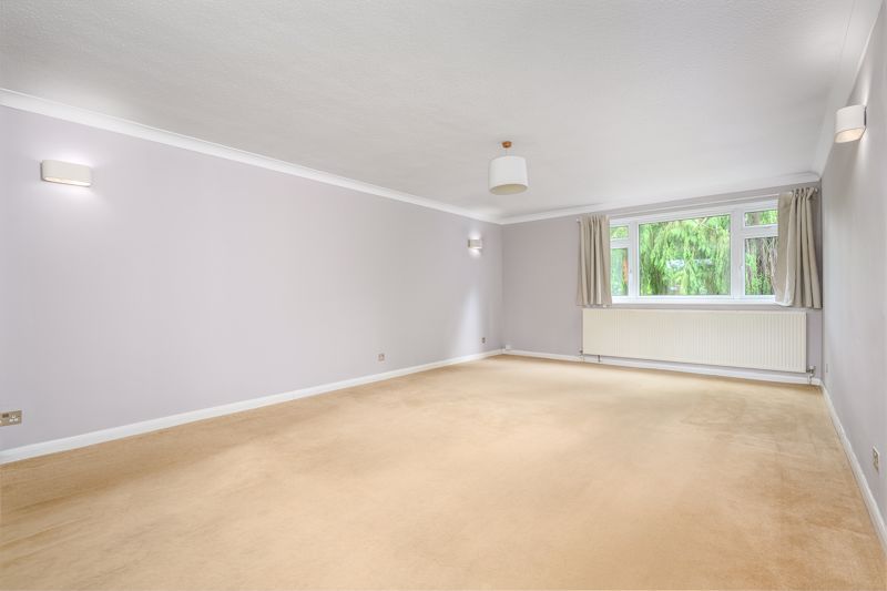 Property photo 3 of 10 Photo 9