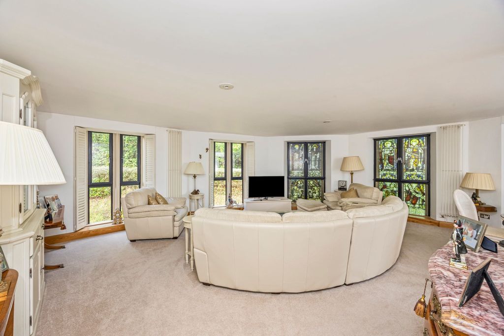 Additional image 4 of 3 bed flat for saleBolnore Road, Chapel Heights Bolnore Road RH16