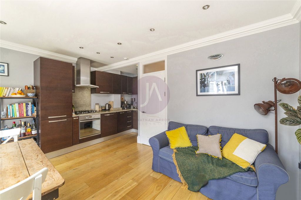 Property photo 3 of 11 Picture No. 42