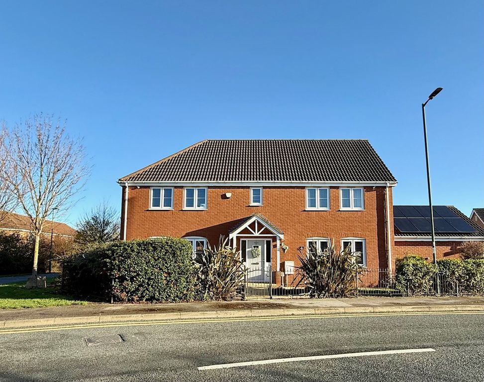 Property photo 1 of 45