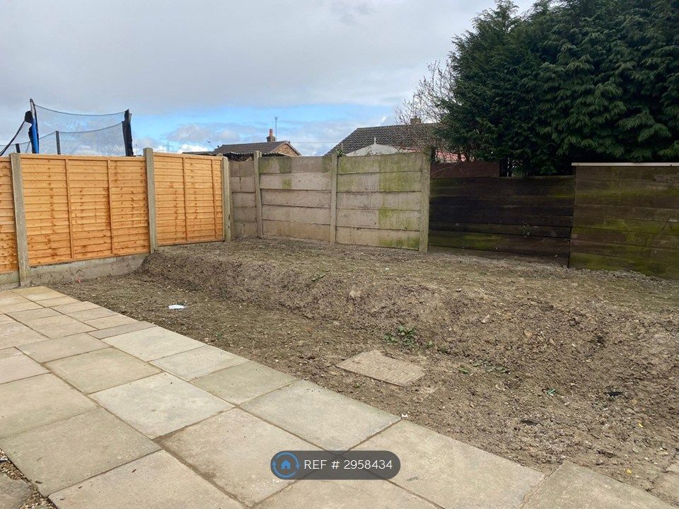 Property photo 3 of 23